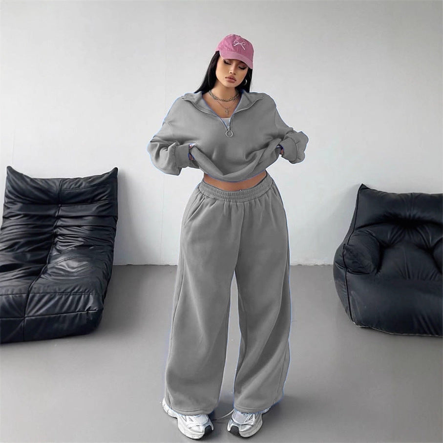 Sweat à capuche zippé cropped en velours pour femmes et pantalon jogging palazzo taille haute large Echo Archiv