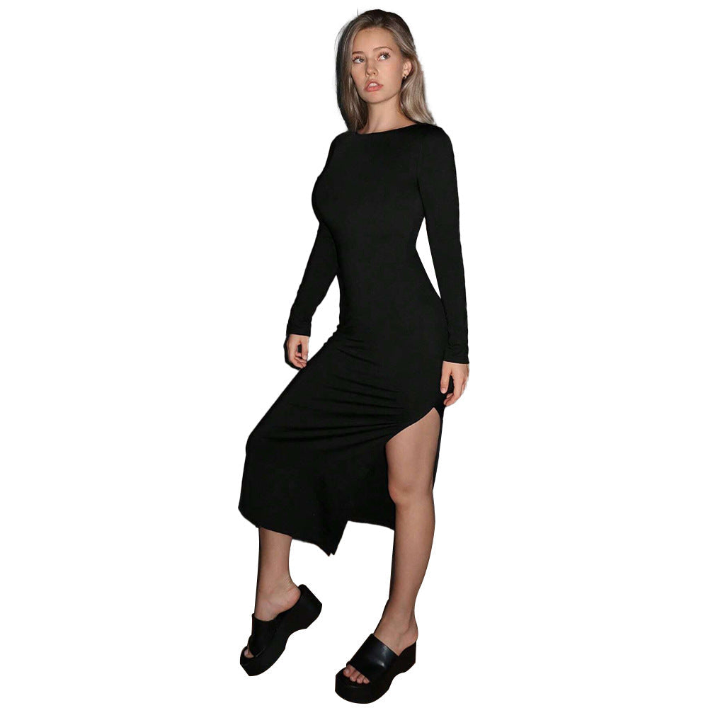 Robe midi ajustée pour femmes avec encolure bateau, manches longues et fente latérale