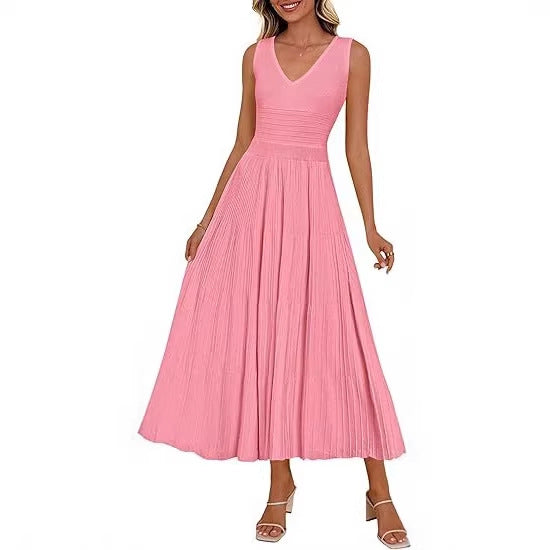Robe plissée pour femmes avec décolleté en V et ourlet évasé R&B