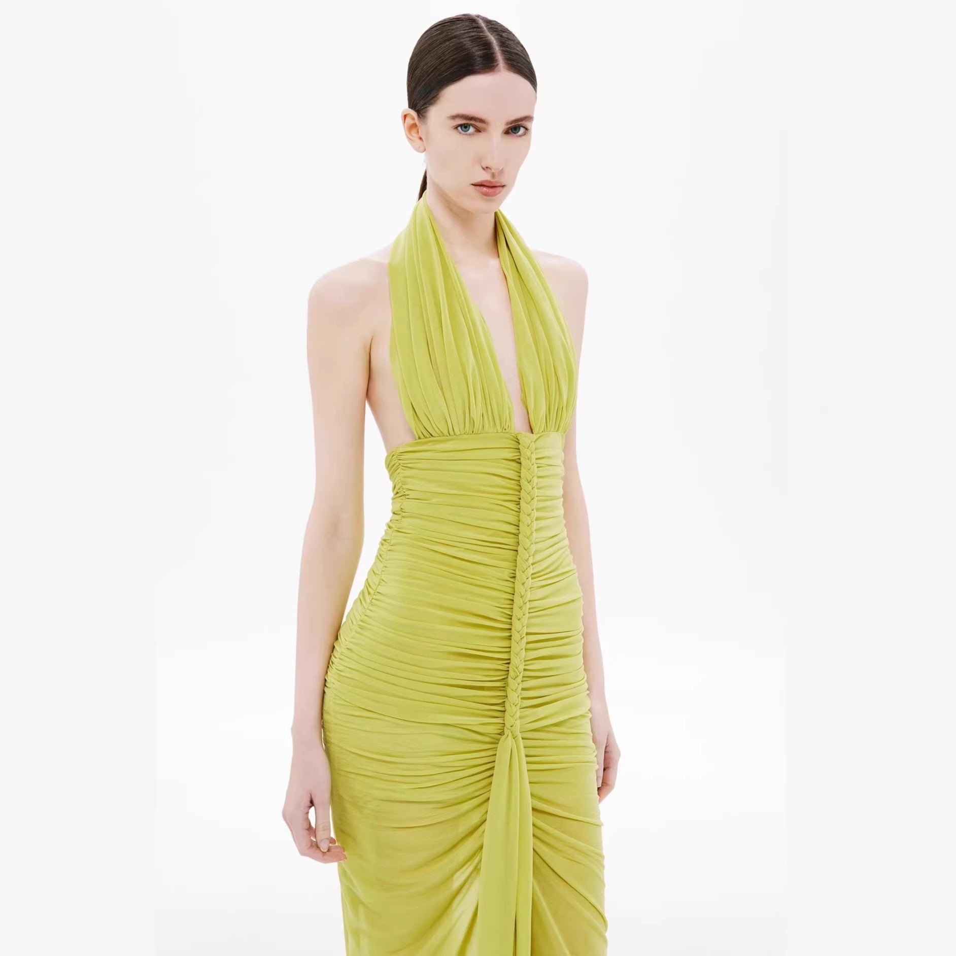 Robe de soirée élégante sans bretelles pour femmes avec drapé raffiné et décolleté plongeant Heidi-Mode
