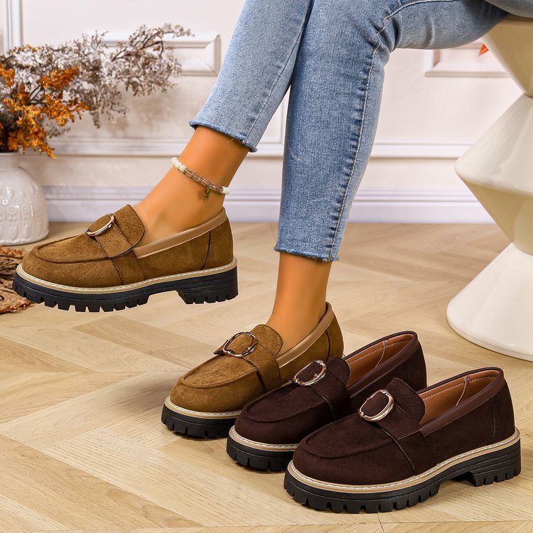 Mocassins pour femmes avec un design tendance à boucle et semelle profilée antidérapante R&B