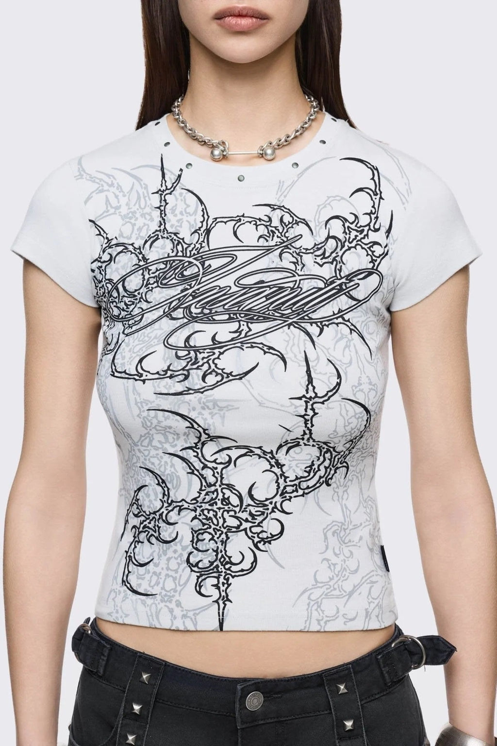 T-shirt court ajusté pour femmes avec design graphique R&B