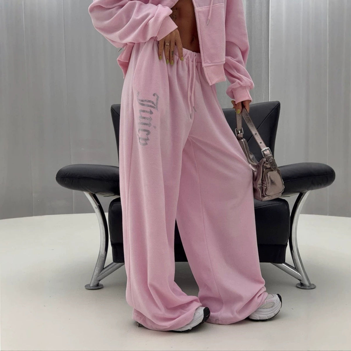 Veste Sweat pour Femmes et Pantalon de Jogging Oversize Echoarchiv