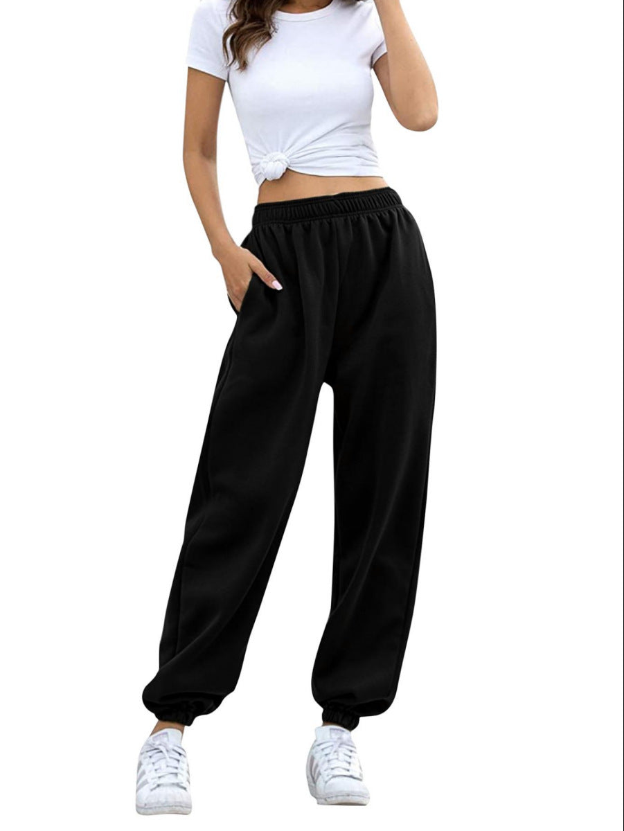 Pantalon de survêtement large taille haute pour femmes avec ceinture de confort élastique, poches latérales et chevilles froncées Echo Archiv
