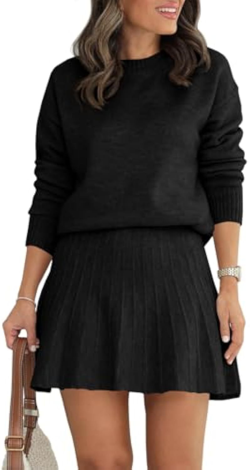 Ensemble en tricot pour femmes avec pull à col rond et mini-jupe plissée