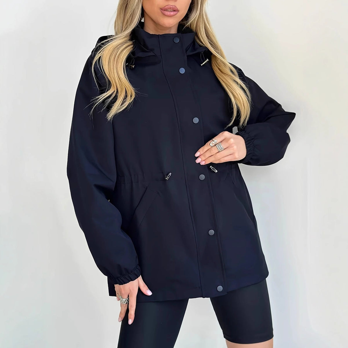 Veste d'extérieur légère et fonctionnelle pour femmes