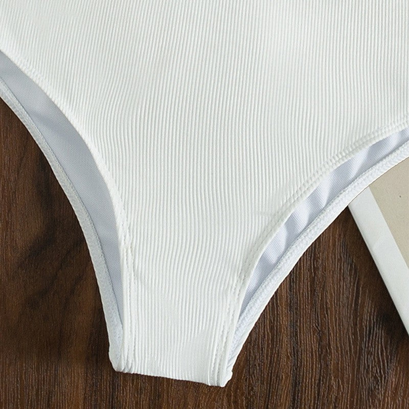 Maillot de bain une pièce pour femmes avec décolleté en V profond et fine structure côtelée R&B