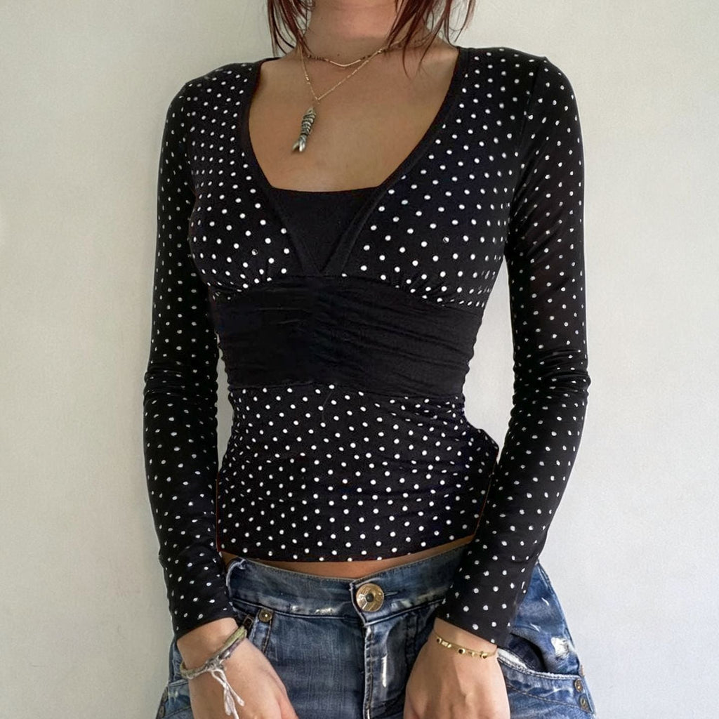 Blouse wrap cintrée pour femmes avec motif à pois, décolleté en V profond et large ceinture Echo Archiv