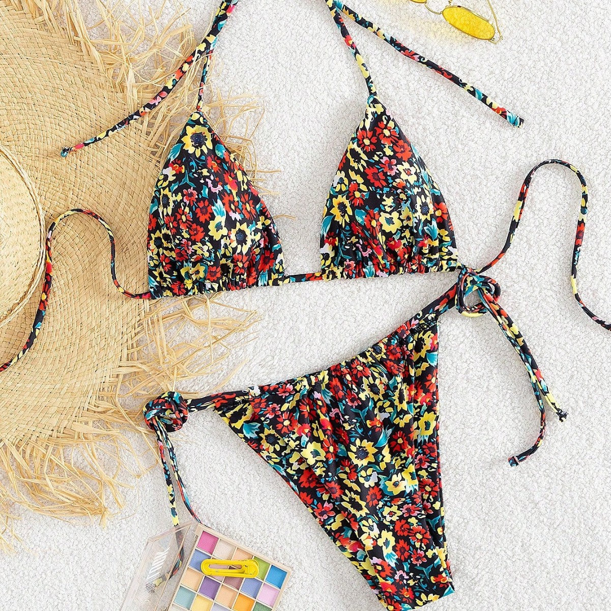 Bikini triangle pour femmes avec motif floral ludique R&B