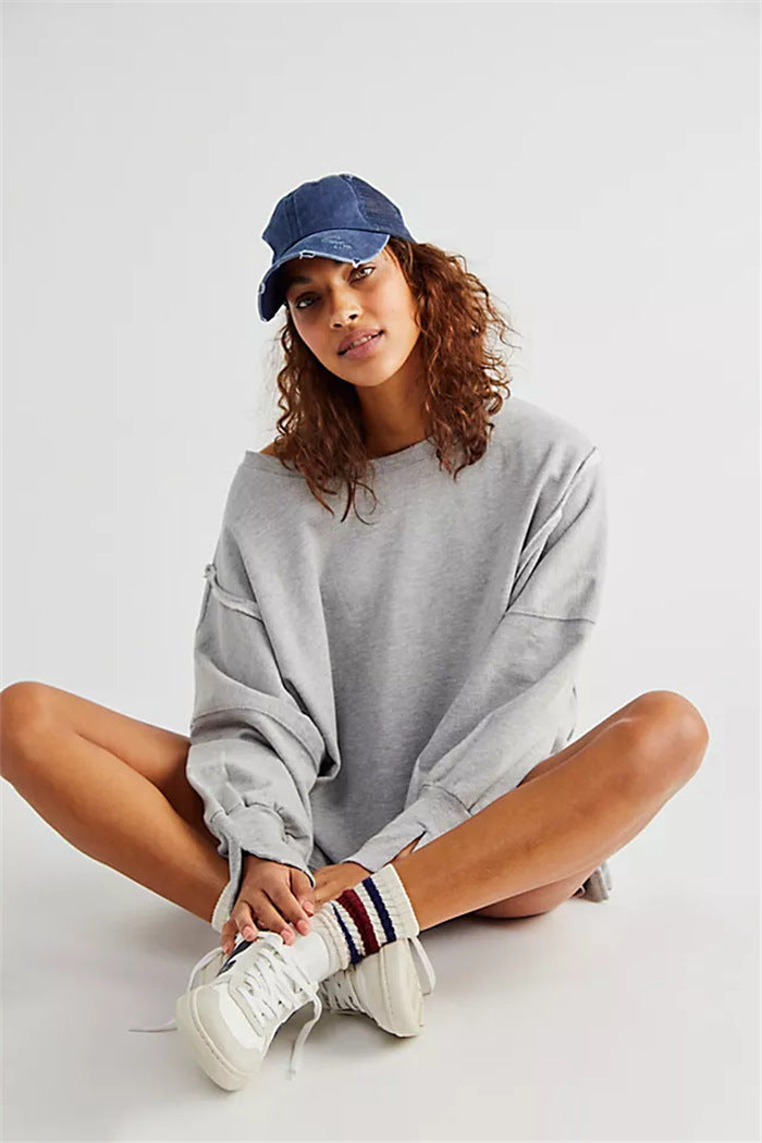 Sweatshirt oversized pour femmes avec manches ballon, coutures ouvertes et fentes latérales Echo Archiv