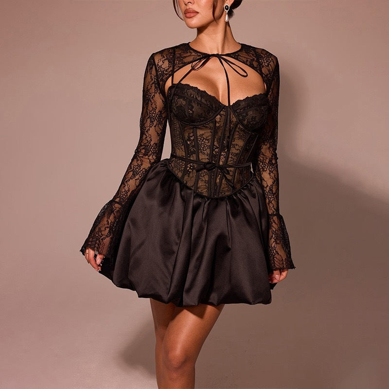 Robe en dentelle ludique pour femmes avec de grands détails en volants et silhouette cintrée R&B