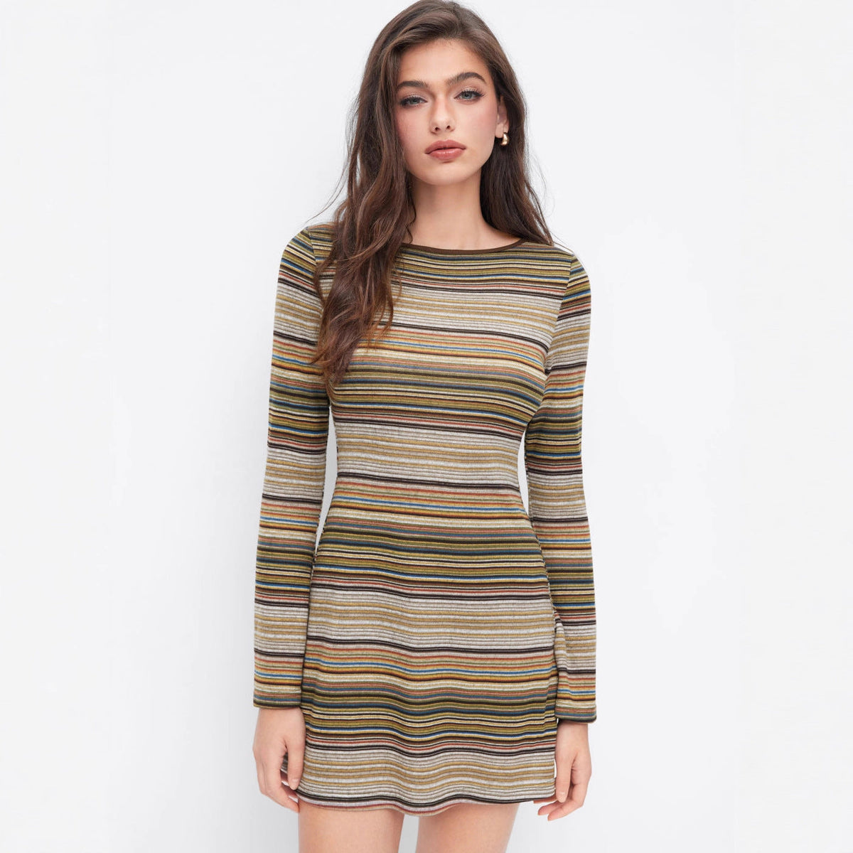 Robe mini en maille fine rayée pour femmes avec silhouette cintrée et manches longues