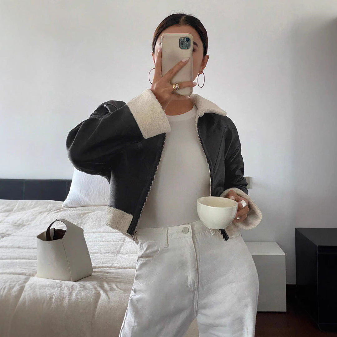 Veste en cuir à la mode pour femmes