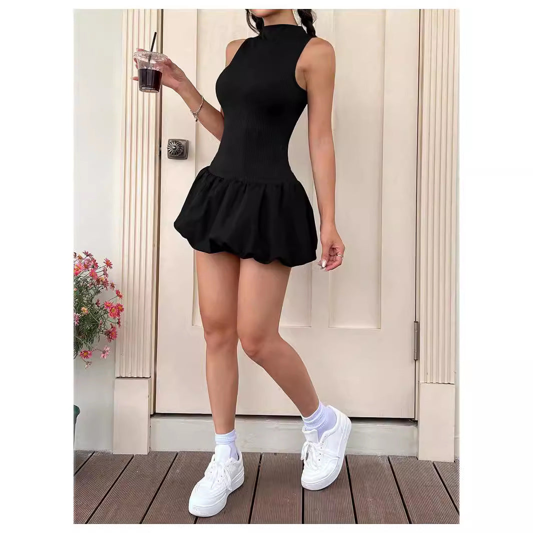 Robe mini tendance pour femmes avec col haut et jupe volumineuse R&B