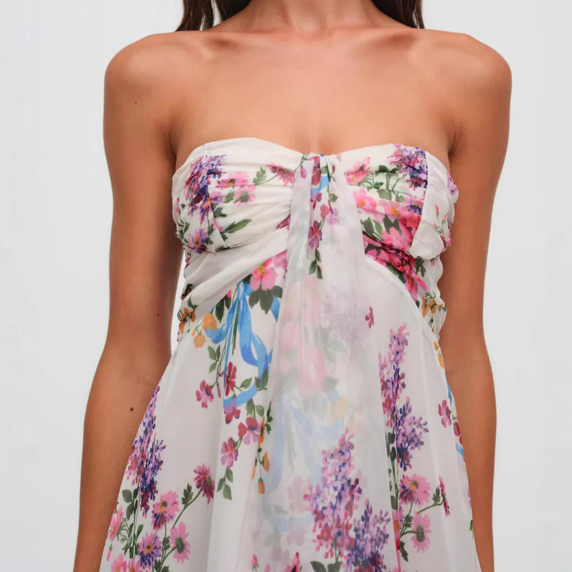 Robe sans bretelles en chiffon avec nœud frontal et ourlet volanté R&B