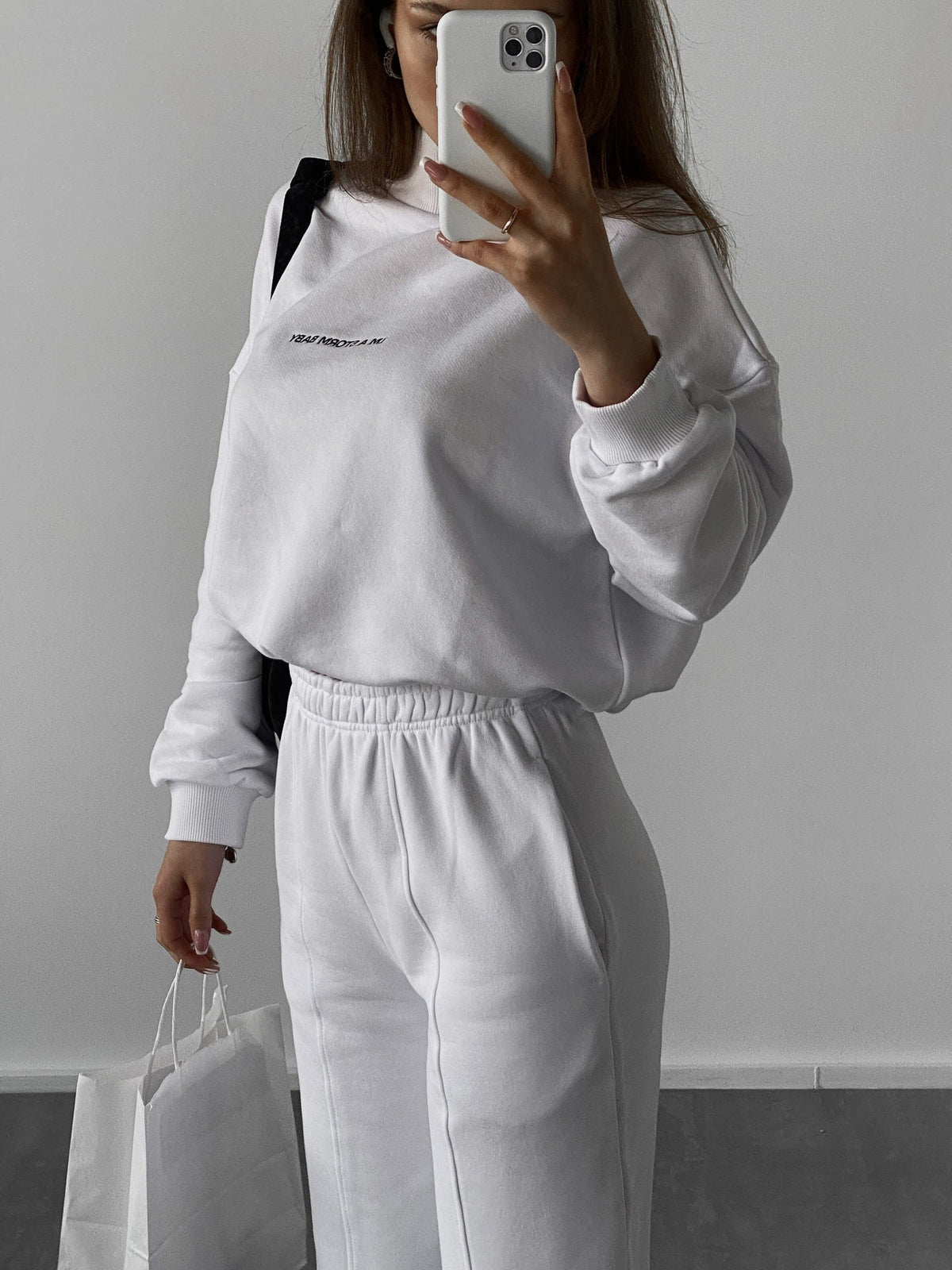 Ensemble de détente oversize pour femmes avec col montant et pantalon de jogging taille haute élastique