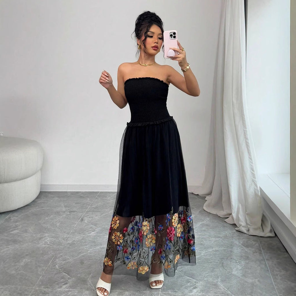 Robe midi sans bretelles pour femmes avec corsage froncé et jupe en tulle brodé R&B
