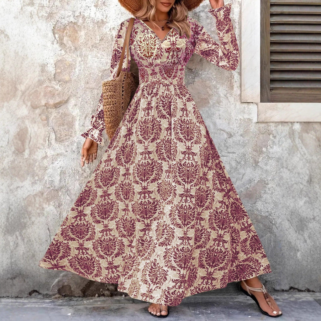 Robe maxi fluide pour femmes avec taille smockée froncée, manches trompette et imprimé ornemental Echoarchiv