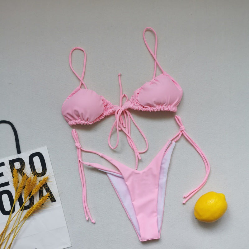 Ensemble bikini triangle pour femmes avec des liens ludiques et un contraste de couleurs élégant R&B