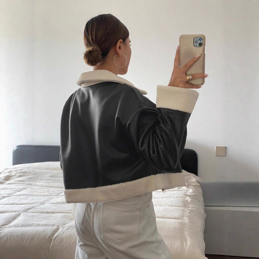 Veste en cuir à la mode pour femmes