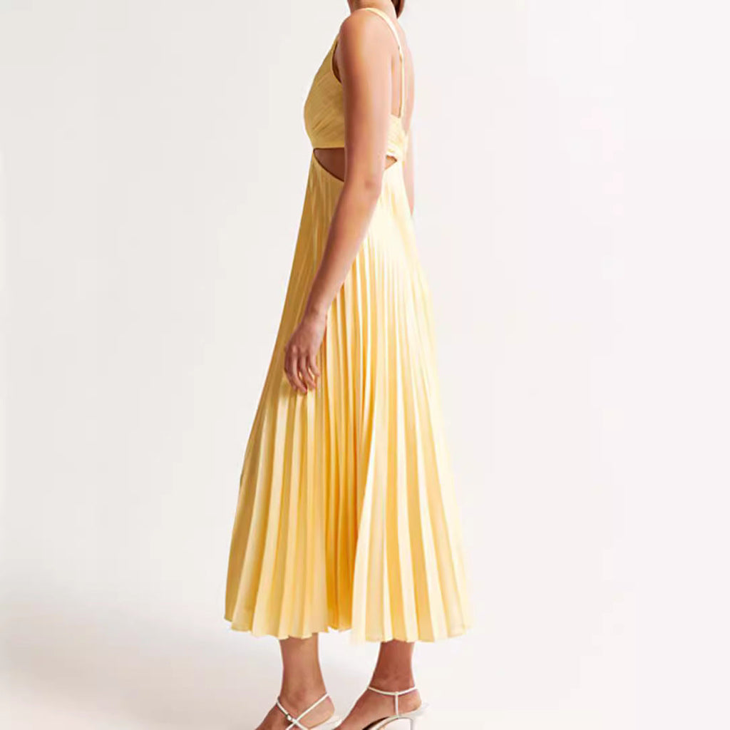 Robe midi plissée pour femmes avec partie bustier torsadée et découpes latérales R&B