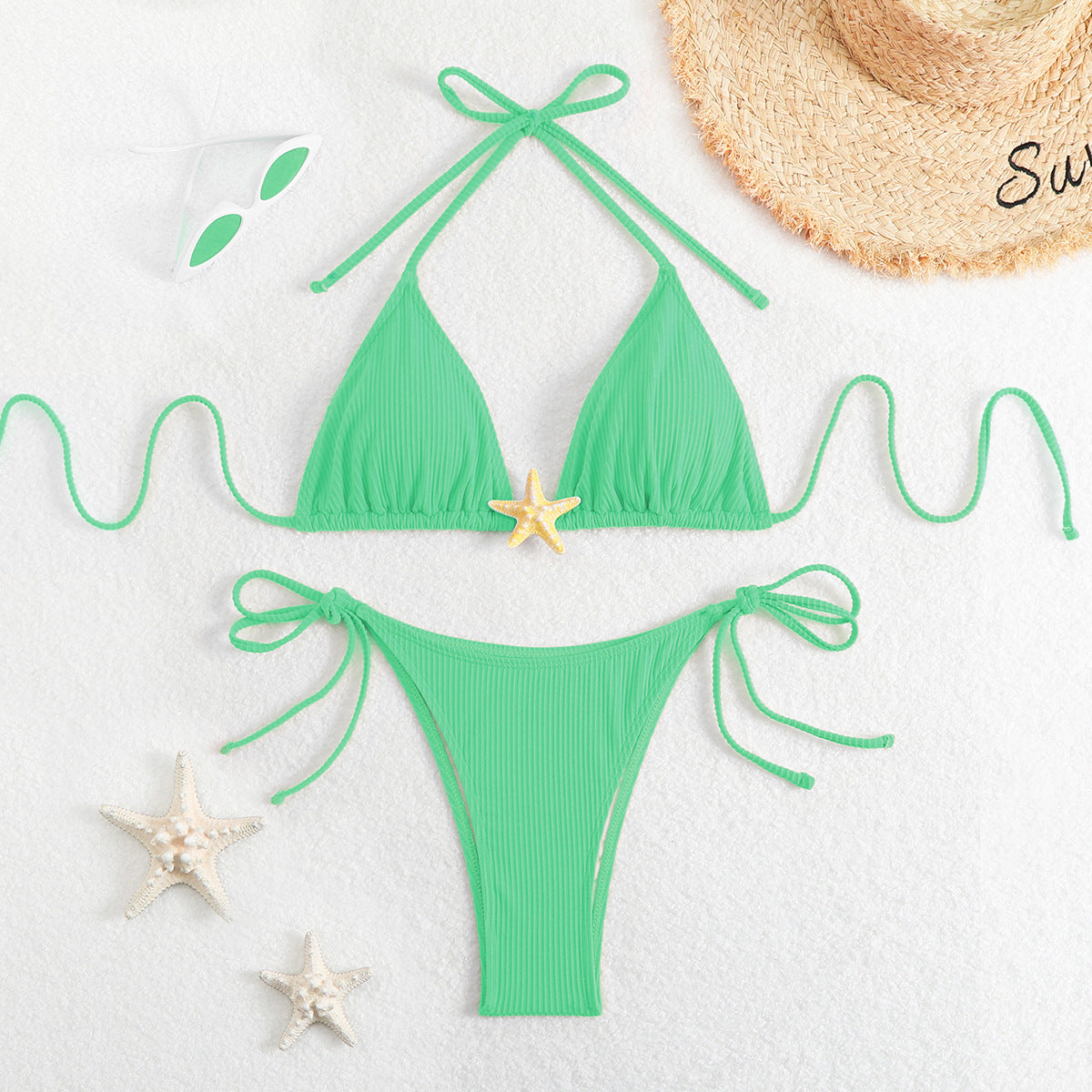 Bikini triangle pour femmes avec des volants raffinés et des accents ludiques Echo Archiv