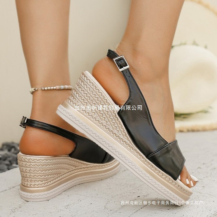 Mules compensées pour femmes en simili cuir de haute qualité avec des brides élastiques et une semelle tendance R&B