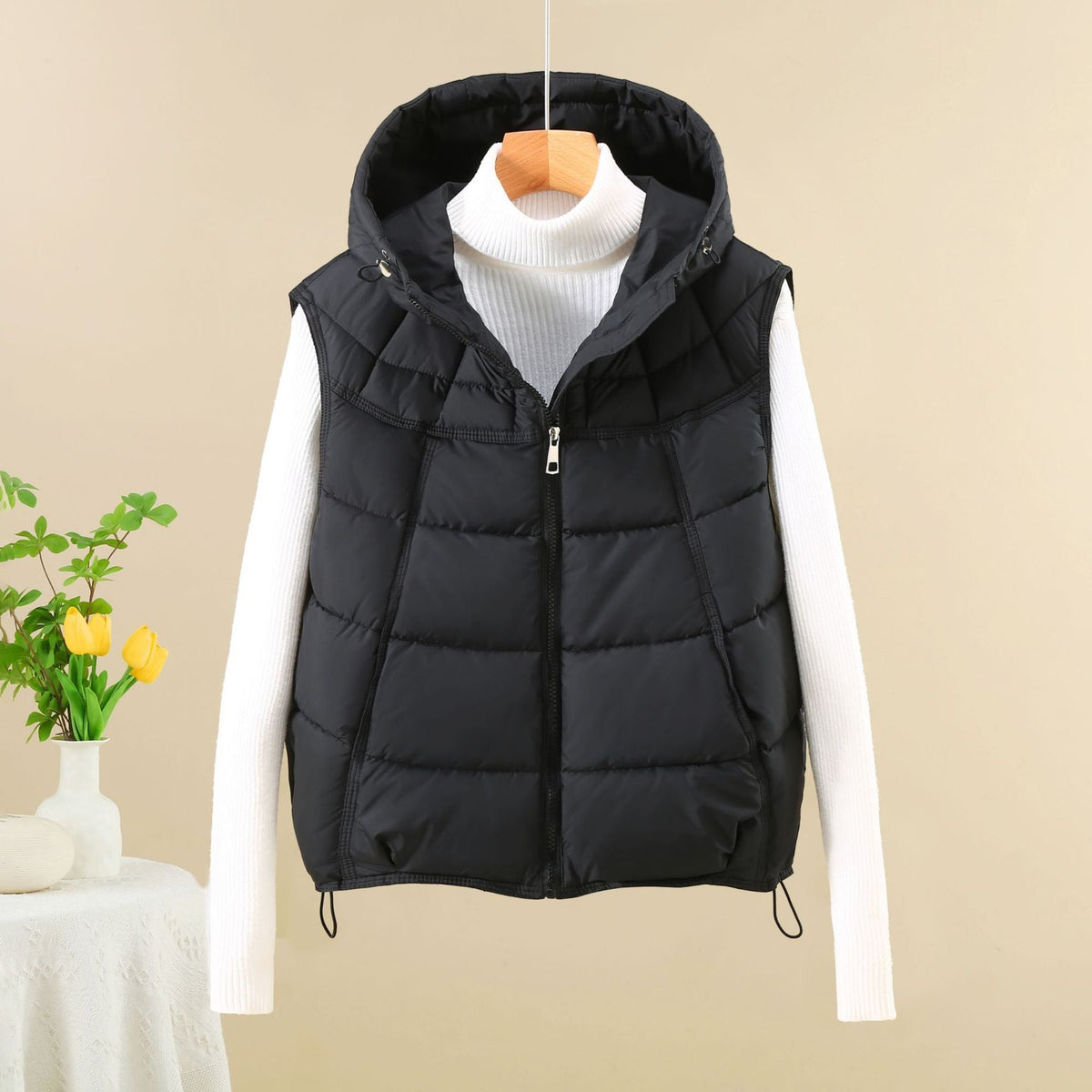 Gilet thermique léger matelassé pour femmes avec capuche ergonomique et ourlet ajustable Echo Archiv