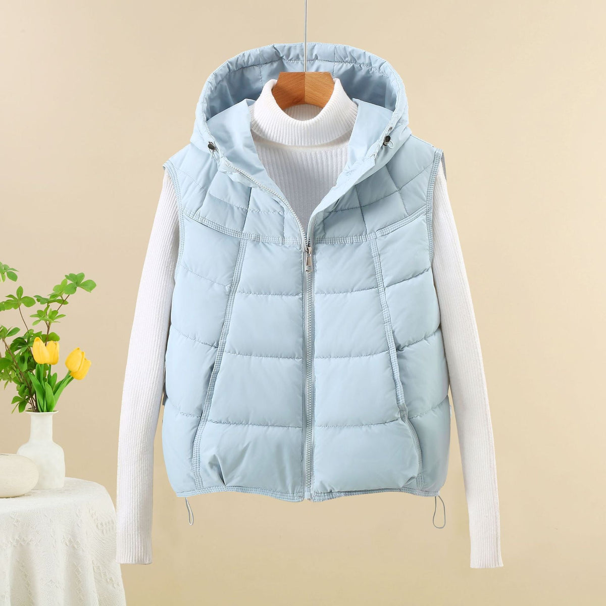 Gilet thermique léger matelassé pour femmes avec capuche ergonomique et ourlet ajustable Echo Archiv