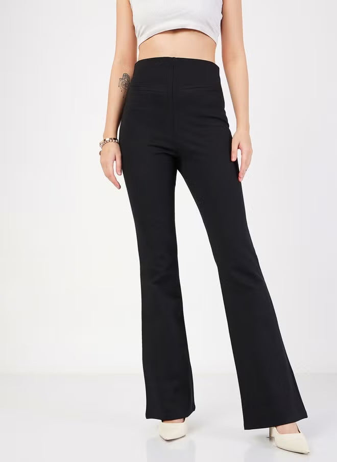 Pantalon Bootcut Stretch Taille Haute Femme avec Effet Sculptant sur les Cuisses et Pattes Évasées