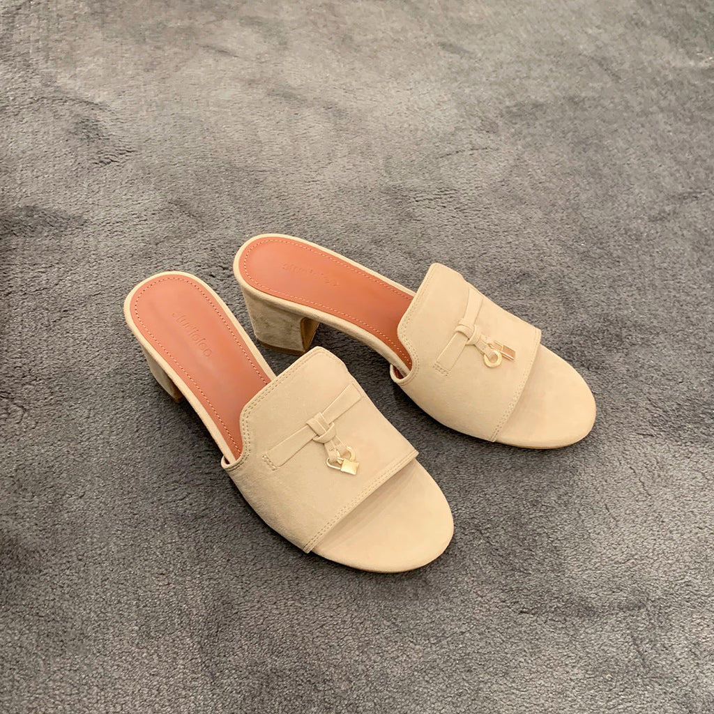 Chaussons élégants pour femmes avec application de nœud à la mode R&B
