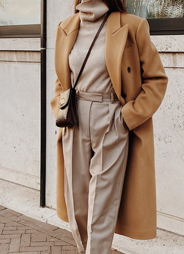 Manteau femme en mélange de laine à double boutonnage avec coupe oversize et grands revers Echoarchiv