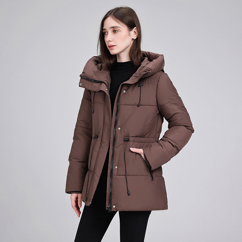 Parka à capuche matelassé pour femmes avec cordon de serrage ajustable à la taille, fermeture éclair cachée et bords côtelés Echo Archiv