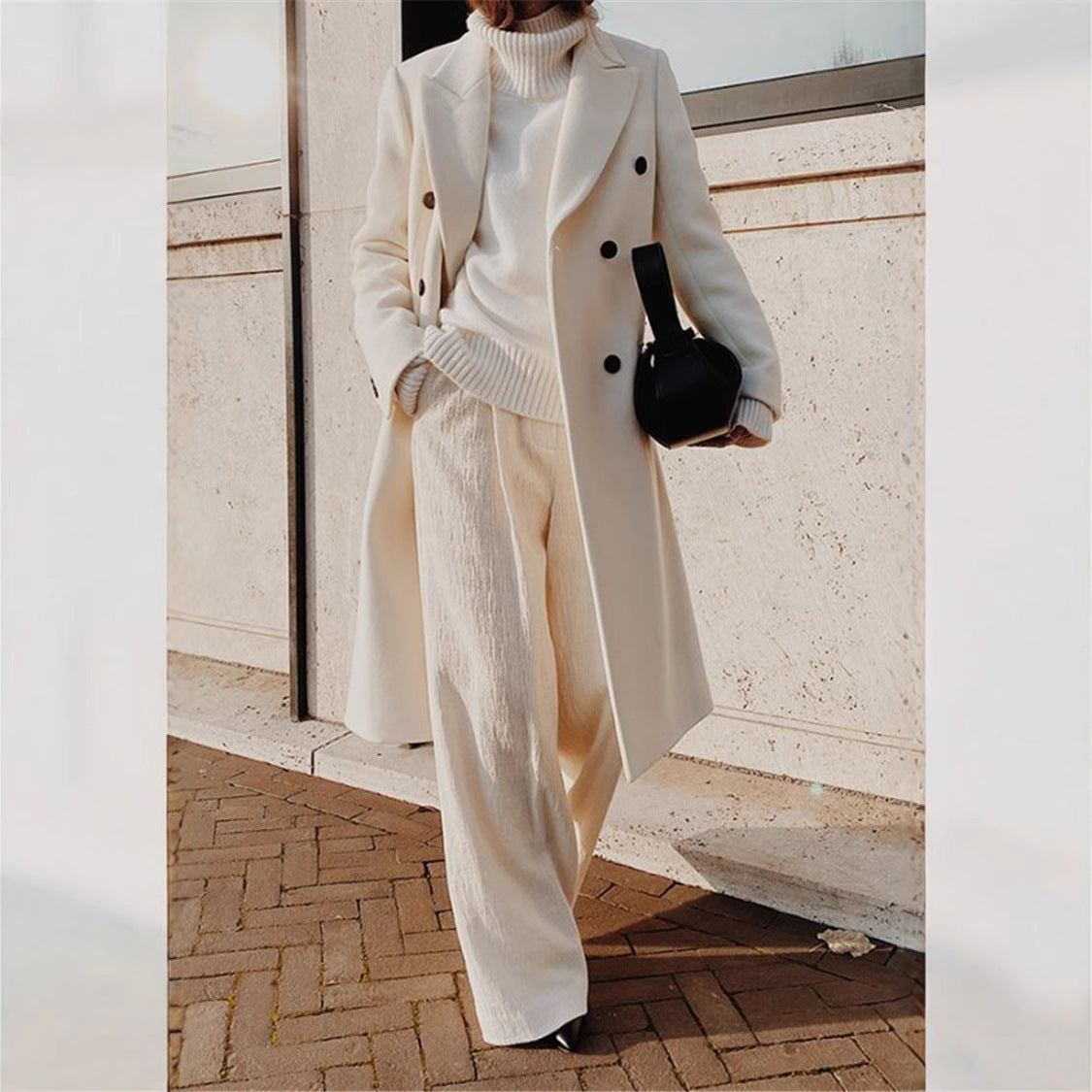 Manteau femme en mélange de laine à double boutonnage avec coupe oversize et grands revers Echoarchiv