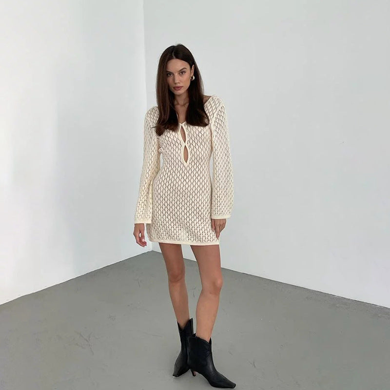 Robe en crochet élégante pour femmes avec décolleté profond R&B
