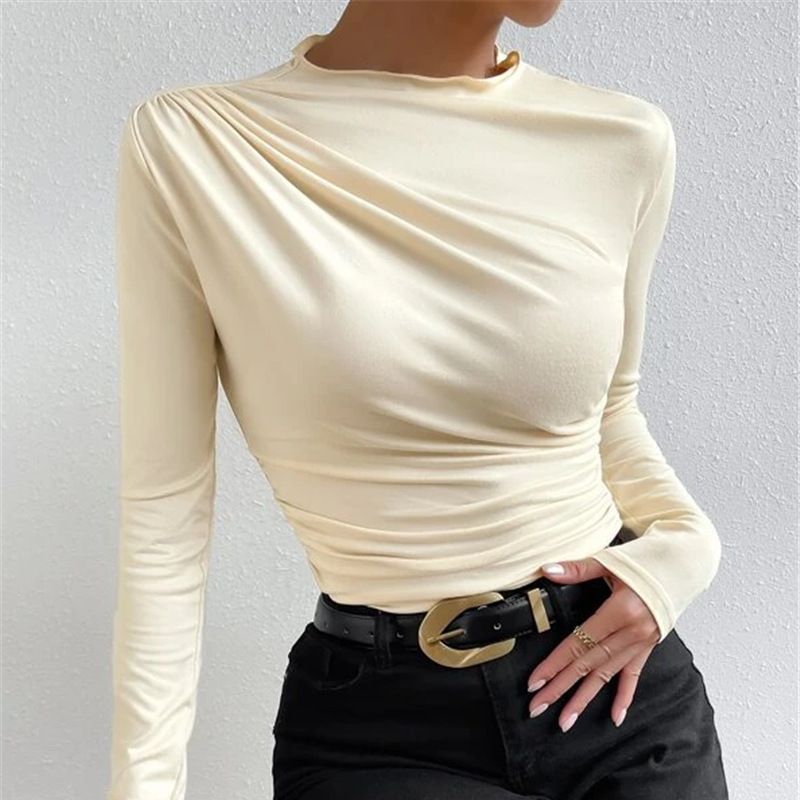 T-shirt à manches longues ajusté pour femmes avec drapé sur le côté et détail drapé Echoarchiv