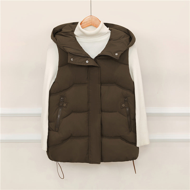 Gilet à capuche matelassé pour femmes avec rabat de fermeture éclair caché, cordon ajustable à la taille et poches zippées fonctionnelles Echo Archiv