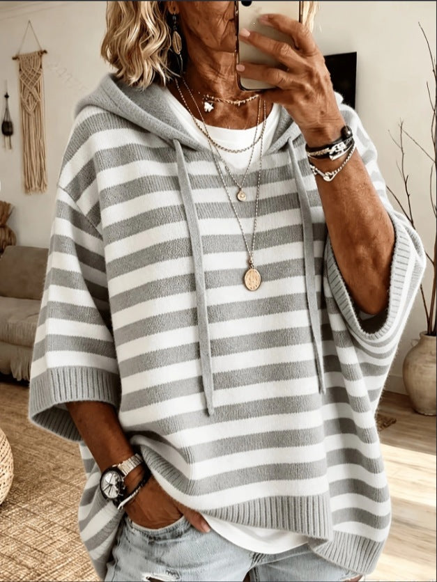 Poncho en tricot oversized avec capuche et manches courtes pour femmes Echo Archiv