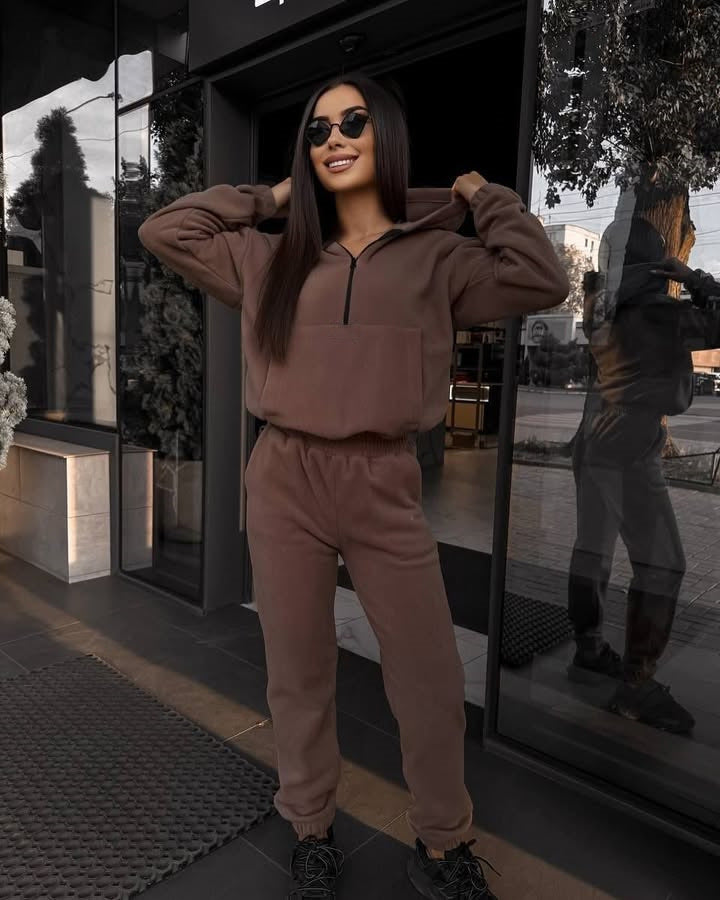 Ensemble de sport en polaire pour femmes avec sweat à capuche zippé mi-haut et pantalon de jogging décontracté Echo Archive