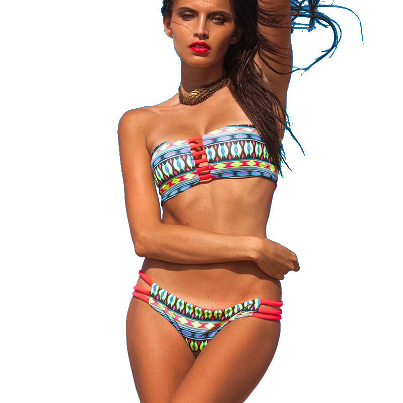 Bikini bandeau pour femmes avec des détails en volants tendance R&B