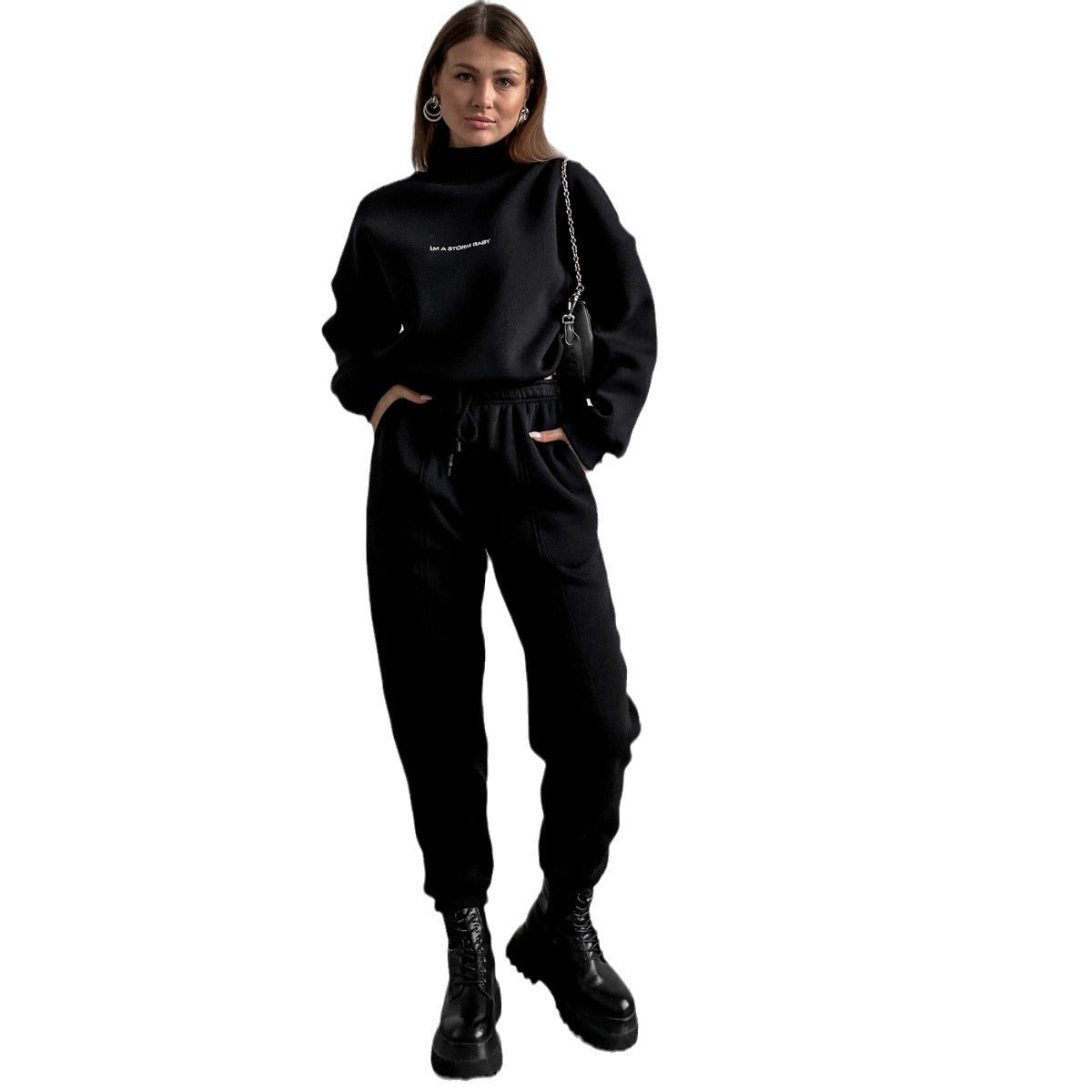 Ensemble de détente oversize pour femmes avec col montant et pantalon de jogging taille haute élastique