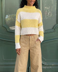 Pull cropped en grosse maille pour femmes avec col montant et manches raglan Echoarchiv