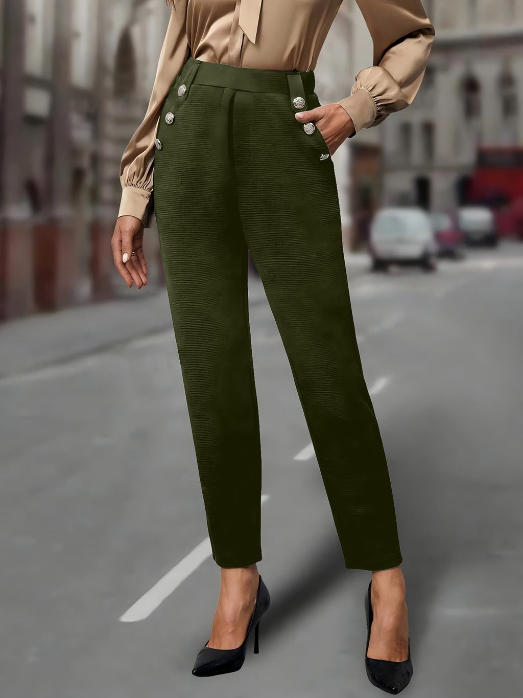 Pantalon de costume taille haute pour femmes avec boutons décoratifs