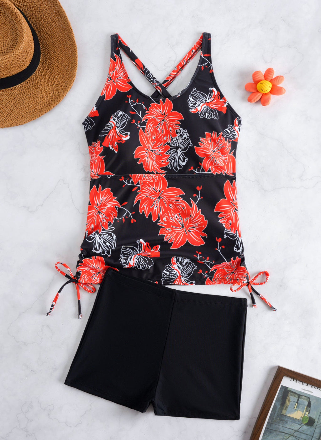 Ensemble Tankini Femme avec design floral tendance et shorts confortables R&B