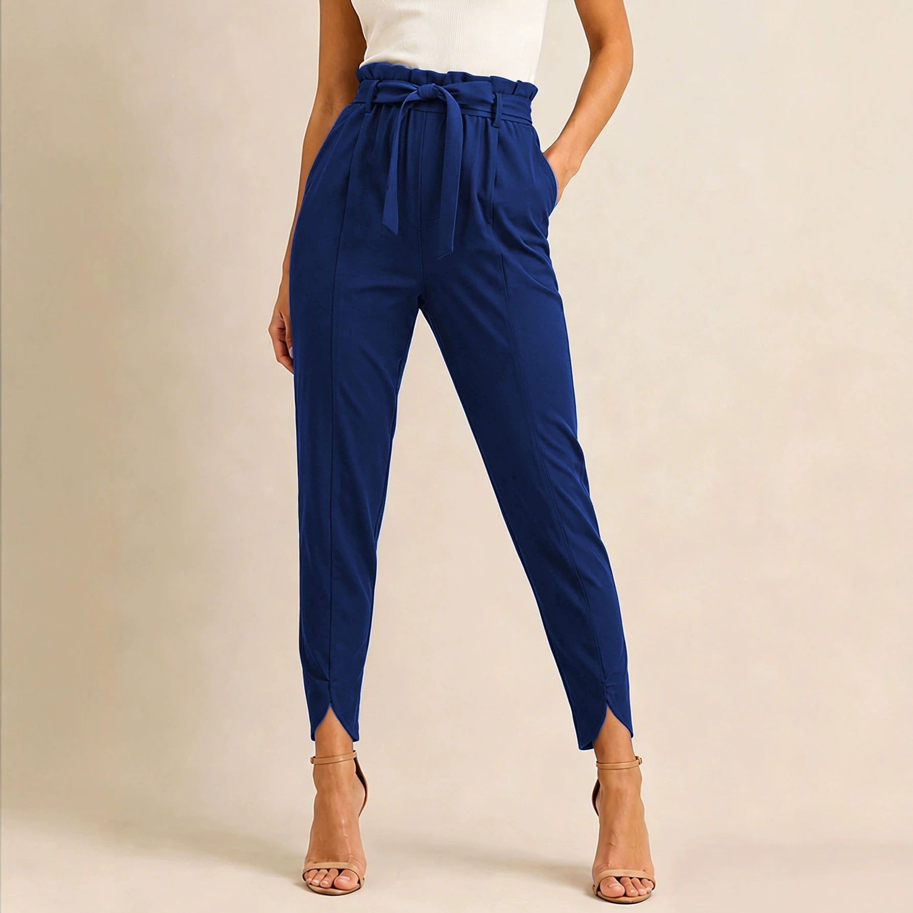 Pantalon paperbag taille haute pour femmes avec ceinture à nouer et finition cheville fendue Echo Archiv
