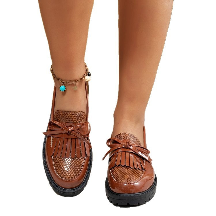 Mocassins pour femmes avec application de franges à la mode et semelle antidérapante R&B