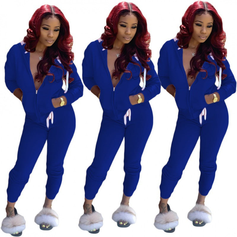 Ensemble de robe sweat à capuche cintrée pour femmes avec fermeture éclair et jogging slim Echo Archive