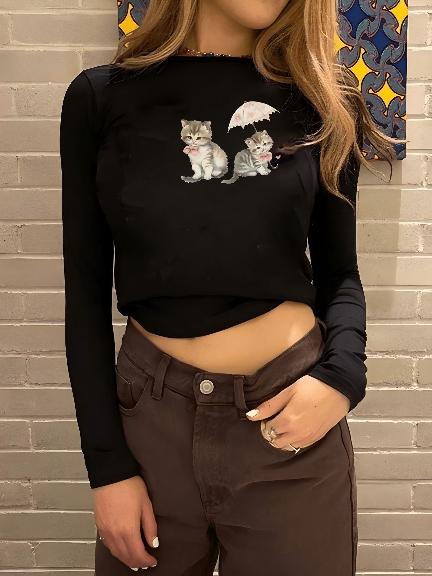 T-shirt à manches longues ajusté pour femmes avec un joli motif de canard, col rond et léger stretch Echo Archiv