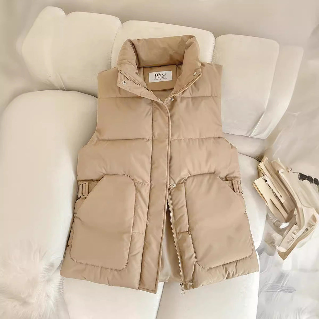 Gilet utilitaire sans manches matelassé pour femmes avec col montant, grandes poches à rabat et boucles de réglage latérales Echo Archiv