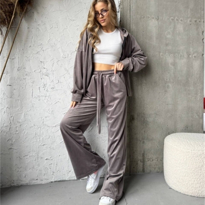 Ensemble de survêtement en velours doux pour femmes avec capuche, fermeture éclair et jambes larges Echo Archiv